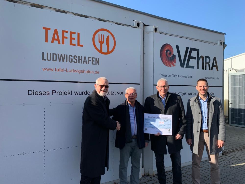 Lions Club LU übergibt 4000 € Spende an die Tafel LU